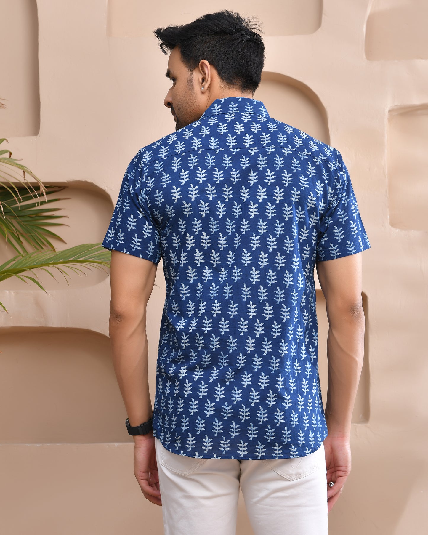 Men's shirt