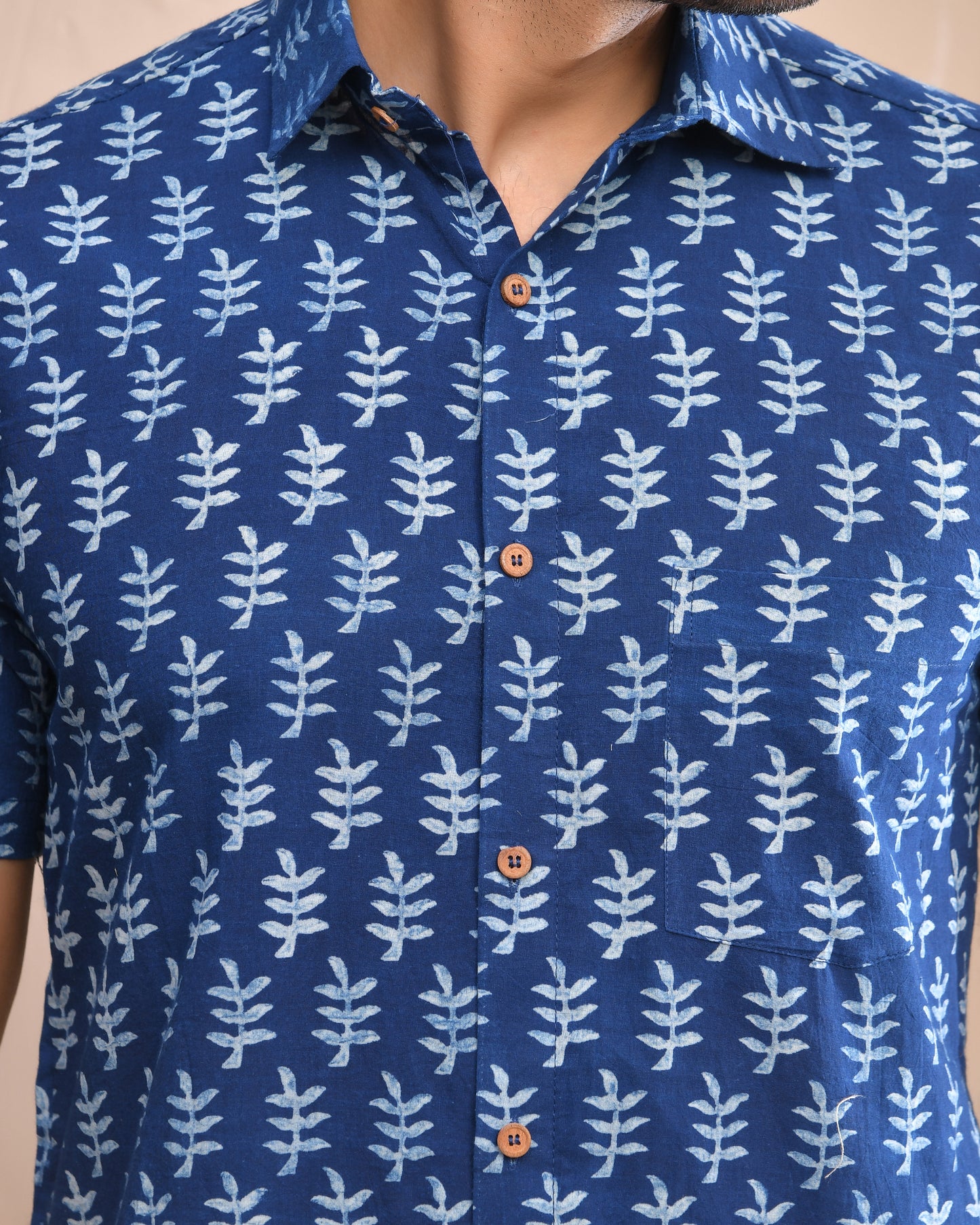 Men's shirt