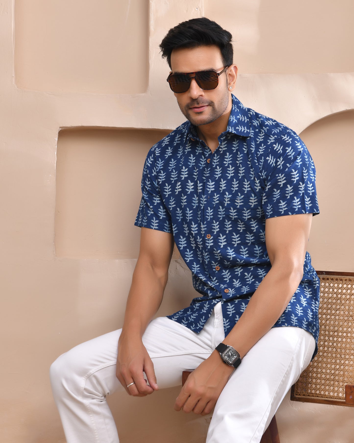 Men's shirt