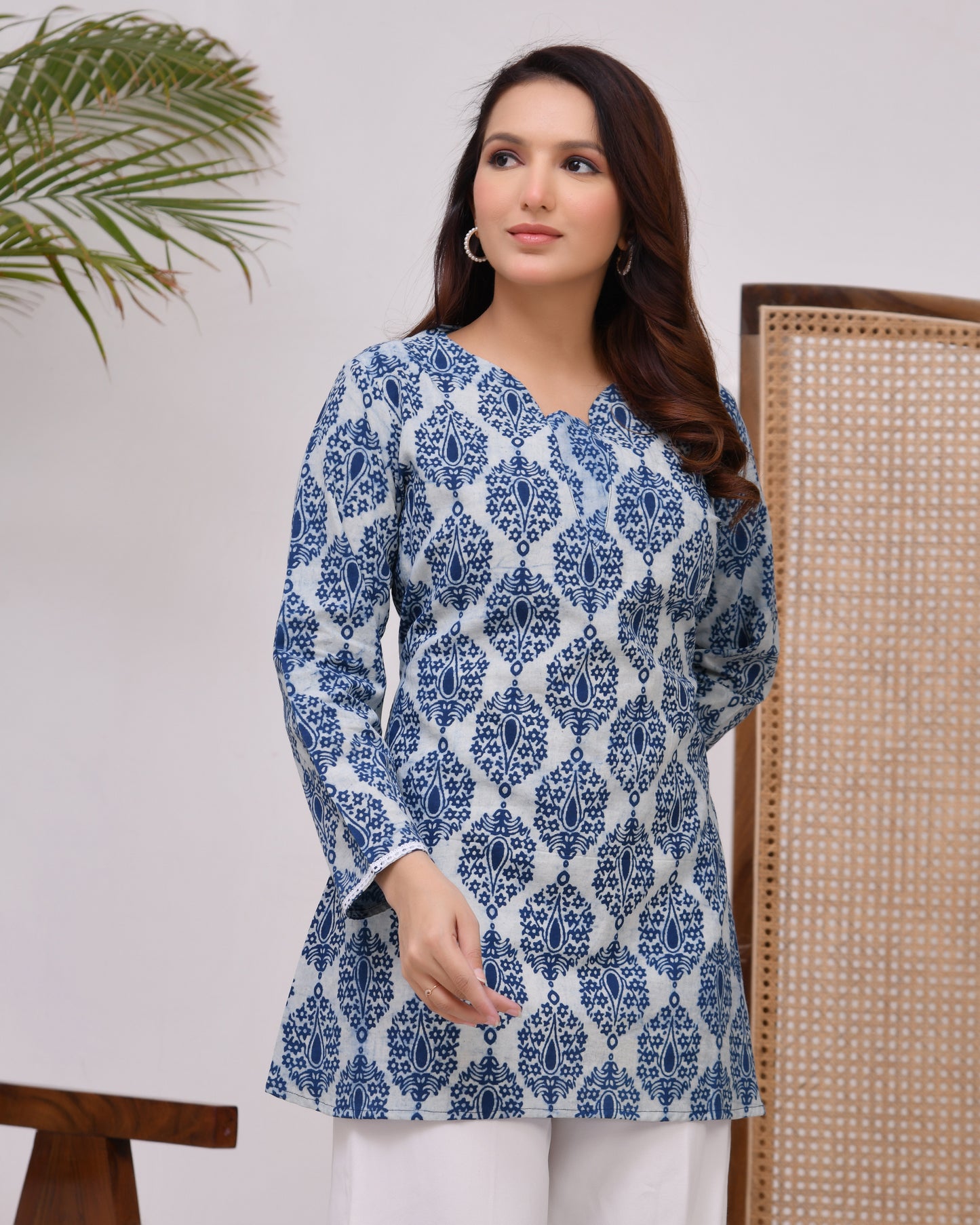 Short Kurti